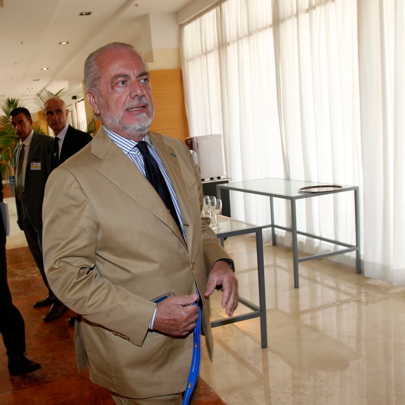 Napoli Başkanı'na usulsüzlük yargılaması!