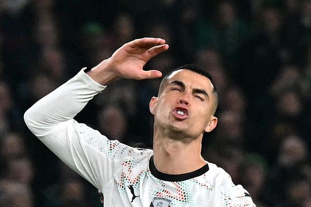 Cristiano Ronaldo facing World Cup ban after red card for elbowing Ireland star