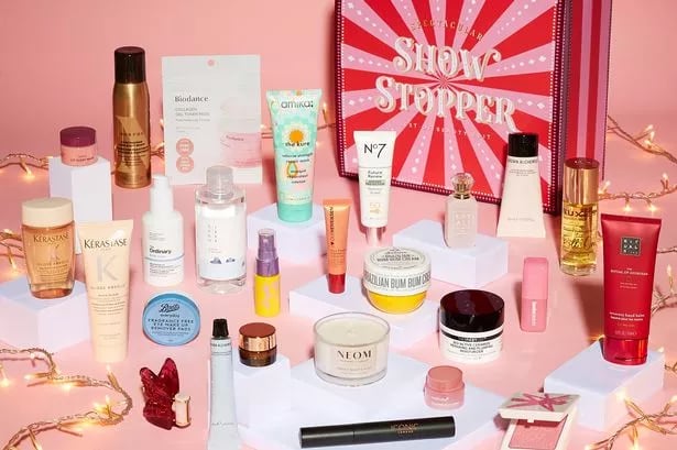 Showstopper beauty box packed with £448 of luxury beauty for £90 is back but not for long