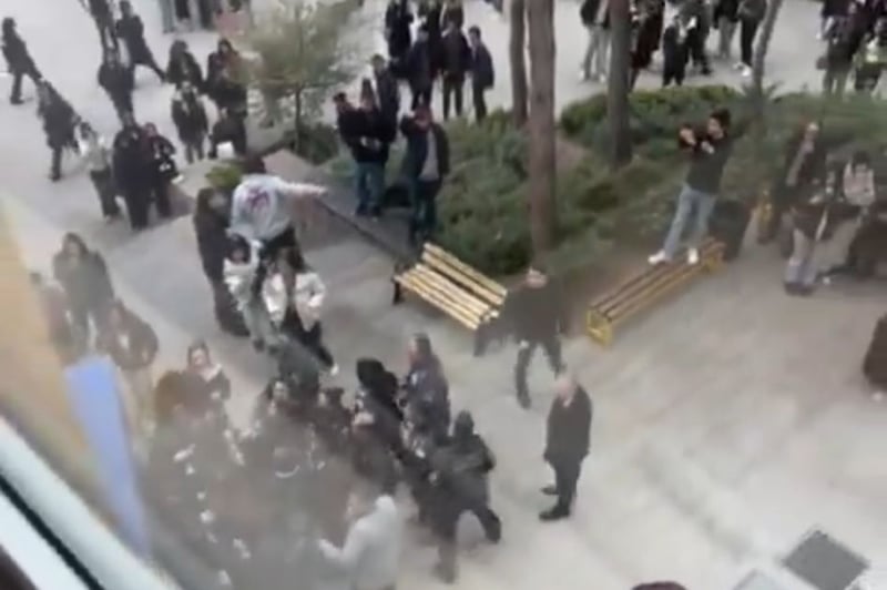 Ankara Üniversitesi öğrencilerine ÖGB saldırısı: Bir öğrenci ağır yaralandı