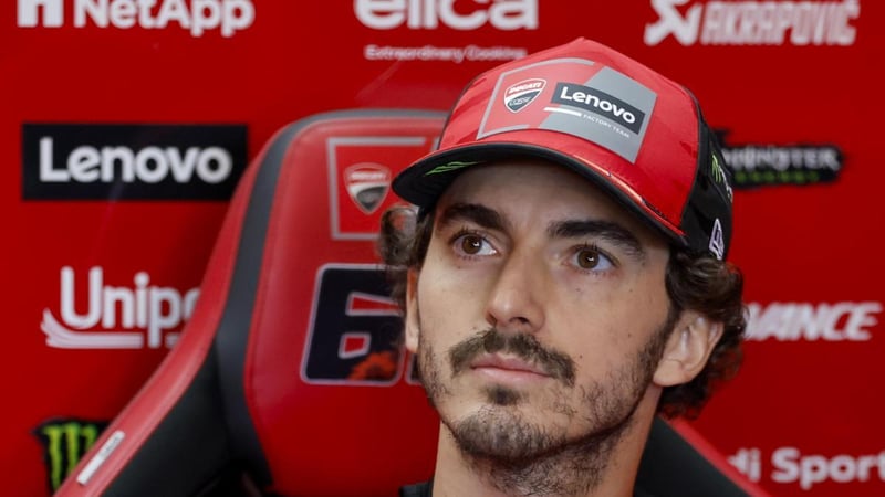 Bagnaia se queda casi sin palabras en el peor final para su peor año en MotoGP: "No sé si me han entendido, lo veremos el martes"