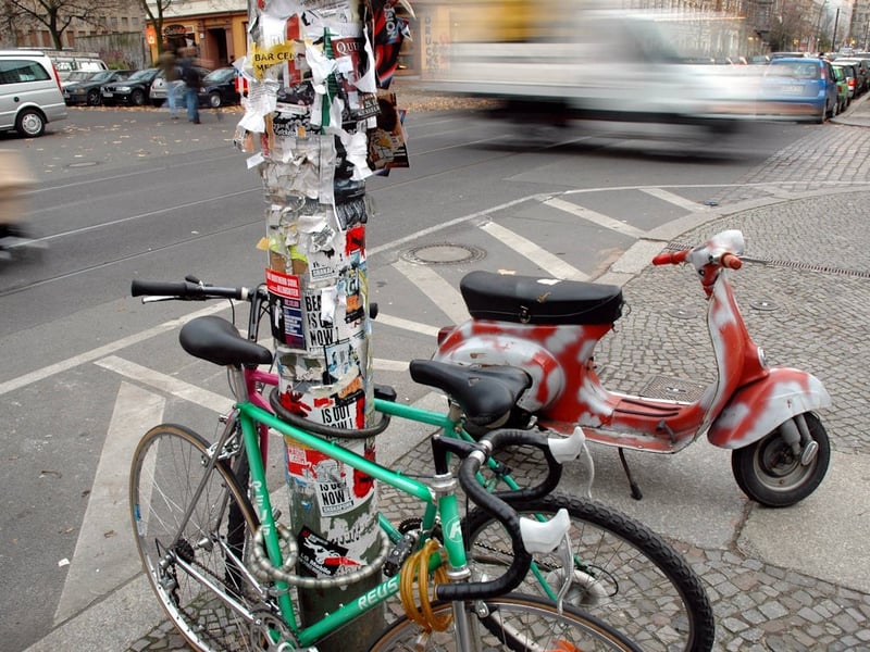 Fahrräder: Anschließen verboten