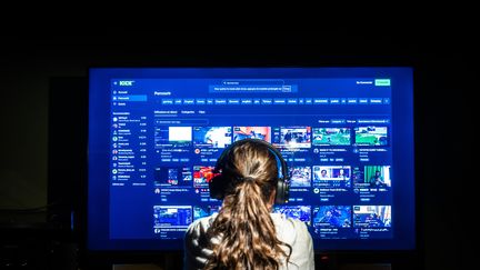 La plateforme Kick visée par une plainte pour la diffusion de contenus violents et pornographiques