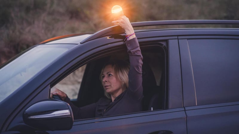 Esta es la multa que tendrás a partir del 1 de enero en España por no llevar la baliza V16 homologada