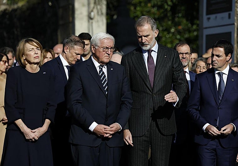 Histórico homenaje en Gernika
