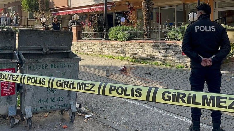 Börek almaya giden eski kız arkadaşını takip edip öldürdü!