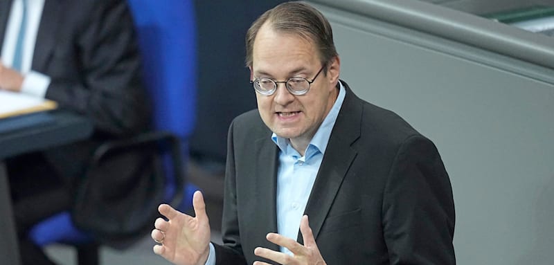 „Klaviatur der Renten-Grausamkeiten“, zürnt die Linke – Grüne wollen in Kommission mitarbeiten