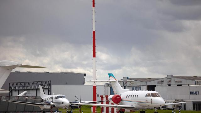 Flugsteuer: Koalition droht Streit um Luxusflugsteuer