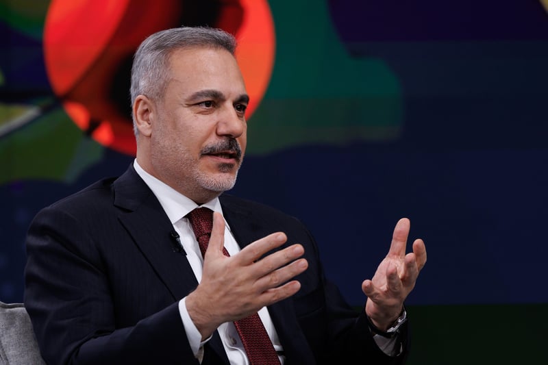 Hakan Fidan: Trump CAATSA yaptırımlarının kaldırılması talimatı verdi ama…