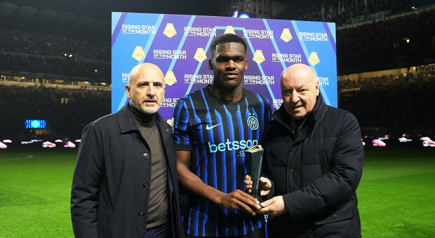 Bonny: «L?Inter è molto esigente, il derby? È affascinante. Eto'o è il mio idolo. Vorrei conoscere Ornella Vanoni»