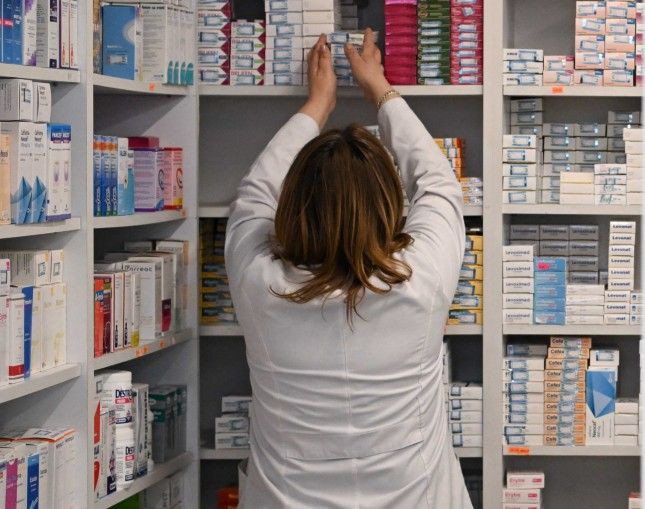 Is your doctor receiving payments from a drug company? There's no easy way to find out