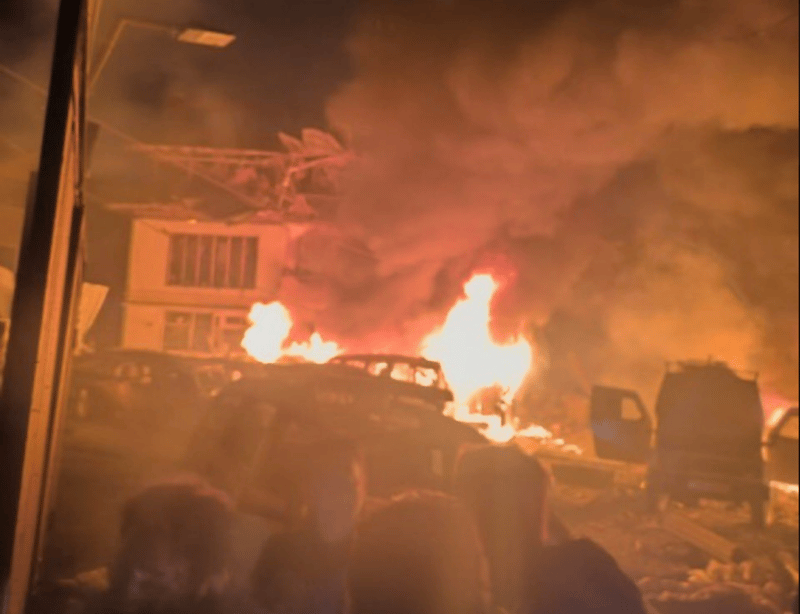 Inde : au moins 7 morts et 27 blessés après une explosion dans un commissariat