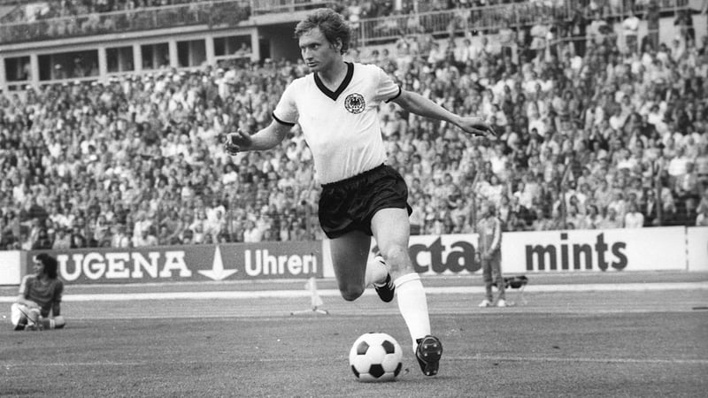 74er-Weltmeister - Dieter Herzog (79) ist tot