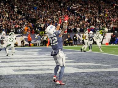 TreVeyon Henderson scores 3 TDs, Patriots beat Jets 27-14 for 8th straight win