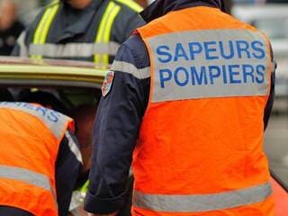 En Normandie, l’ambulance privée a un accident sur la route de l’hôpital : le patient finit son trajet avec les pompiers