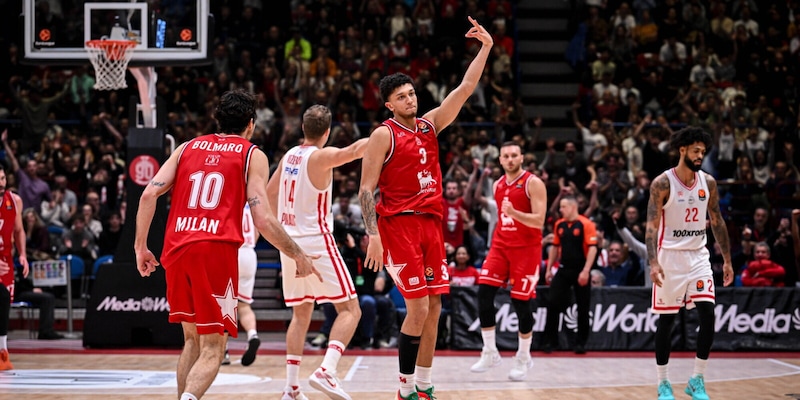 Milano show! L&rsquo;Olympiacos cade al Forum