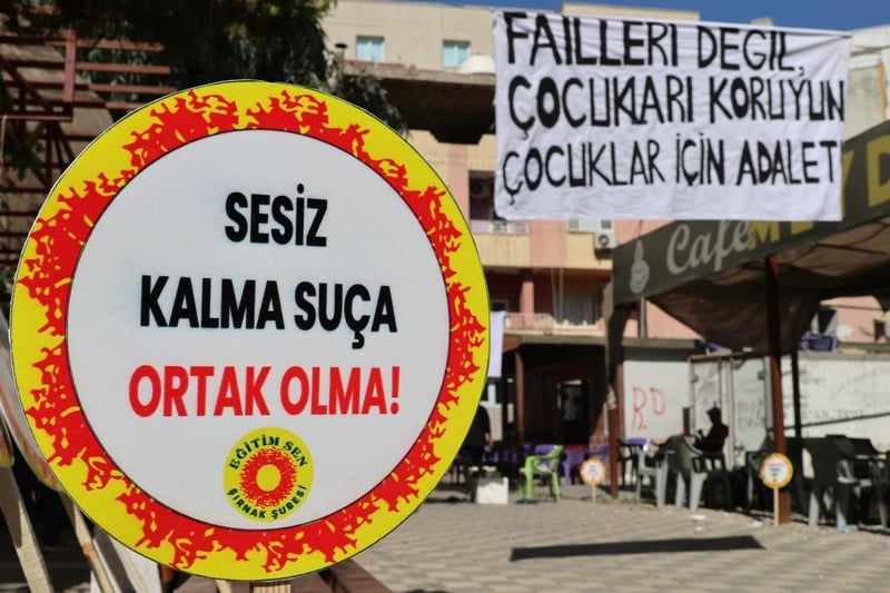 Eğitim Sen, istismar davasındaki beraat kararına tepki gösterdi: “İstismarı aklayan kararı kabul etmiyoruz”