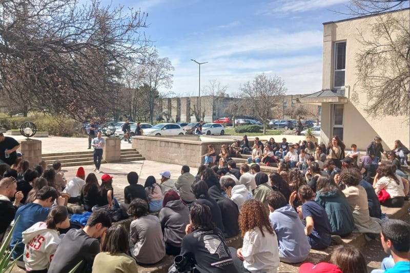 ODTÜ Biyolojik Bilimler kadınları 25 Kasım öncesi bir araya geldi: “Taleplerimiz ancak biz söz sahibi olursak gerçekleşir”