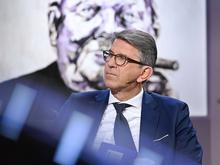 Geld für gezielte Beeinflussung von Politikern?: Kritik an Tegernsee-Gipfel von Staatsminister Weimer – Bayern überprüft Förderung