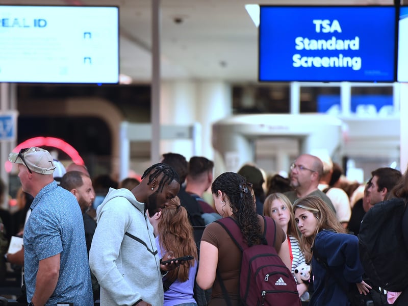 TSA agents 'who served with exemplary service' during the shutdown to receive $10,000 bonuses