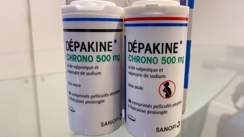 Scandale de la Dépakine : prise par le père, la molécule représente aussi un risque pour l’enfant, confirme une étude