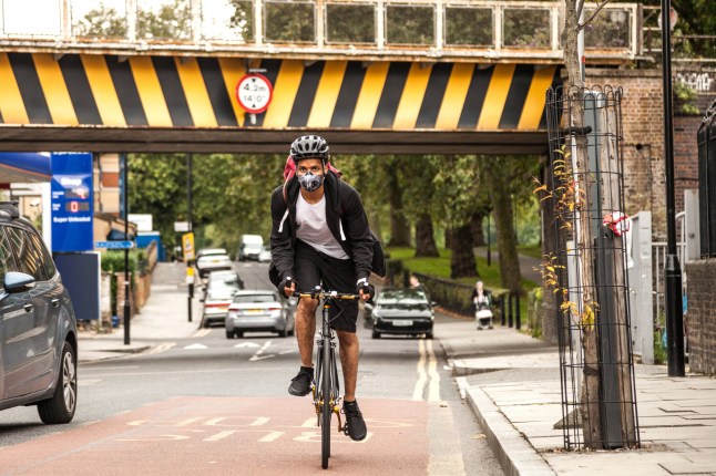 UK’s roads set to shrink to stop drivers trying to overtake cyclists