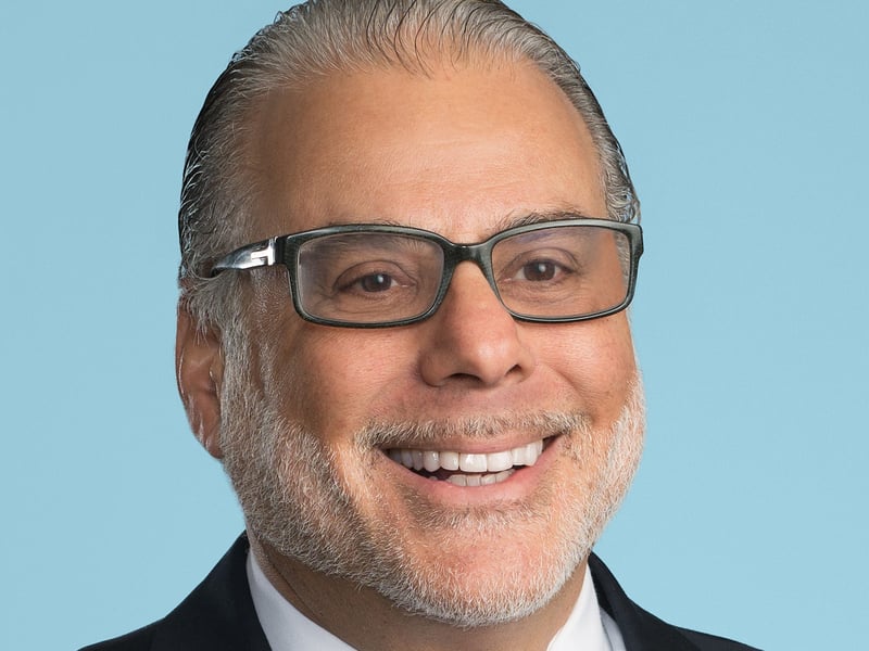 Jeff Bezos' dad hired a CEO to run his fortune. Here's why the superrich are poaching Wall Street bankers to manage theirs.