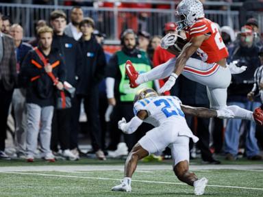 No. 1 Ohio State dominates UCLA 48-10 with highlight plays from Peoples and Styles