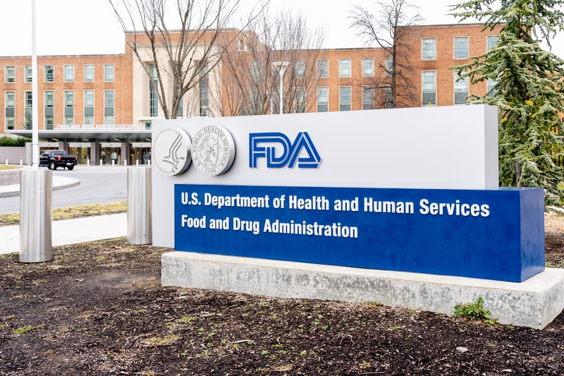 FDA to raise hurdles for vaccines, faulting COVID shots for 10 kids' deaths