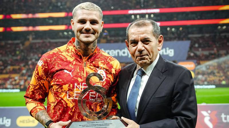 Galatasaray'da Icardi'ye "dalya" plaketi