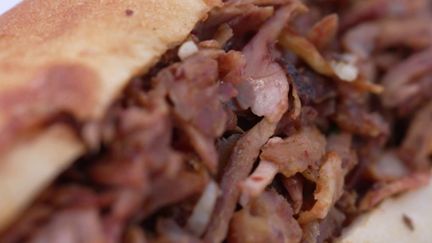 Fast-foods : une taxe pour limiter leur essor en France ?