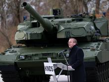 Ausrüstung der Streitkräfte: Knapp 200 neue Leopard-Panzer für die Bundeswehr