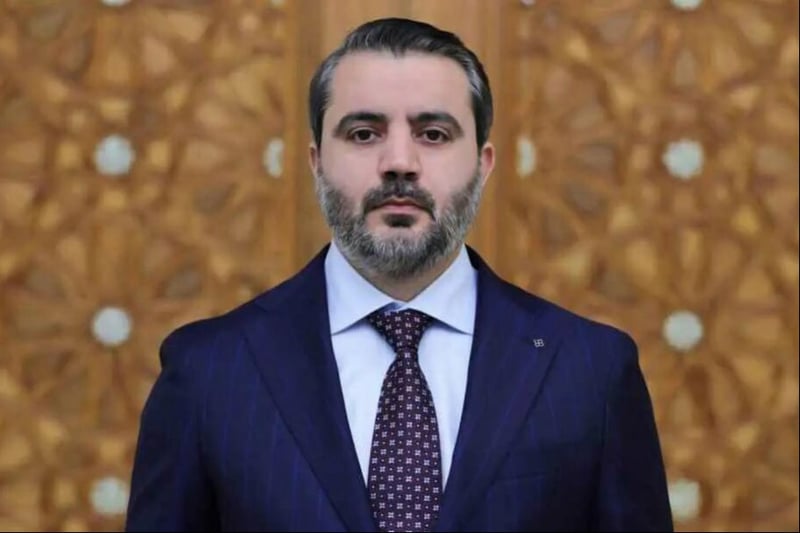 Londra’daki Suriye büyükelçiliği yeniden açıldı