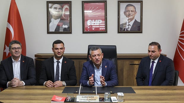 CHP Genel Başkanı Özel, Kilis'te temaslarda bulundu