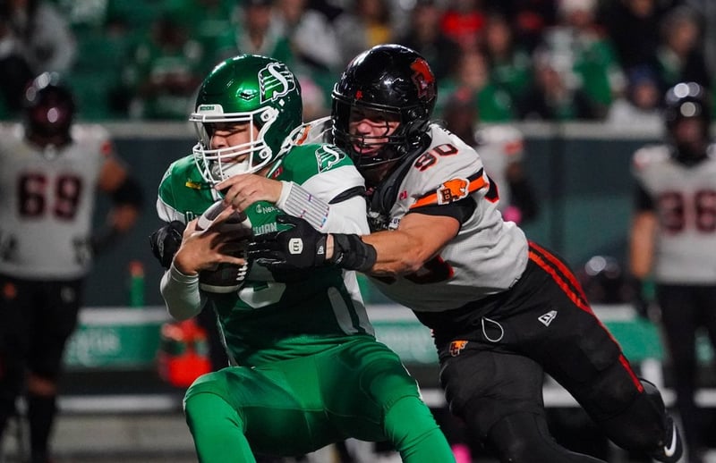 Mathieu Betts wins CFL top defensive player award