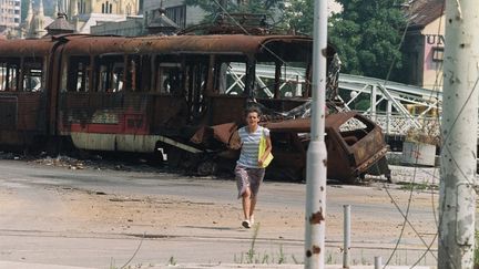 "Tuer des civils sans défense 'pour le plaisir'" : ce que l'on sait de l'enquête sur des "safaris humains" à Sarajevo lors de la guerre de Bosnie