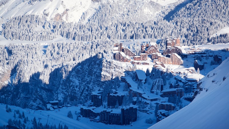 De nombreuses stations ouvrent plus tôt que prévu : où skier dès ce week-end ?
