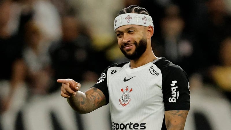 Joker-Tor im Stadtderby! - Depay demütigt seinen Gegner