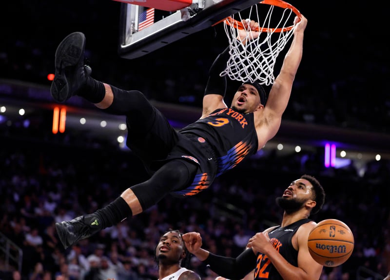 Josh Hart makes his fourth-quarter return worthwhile in historic Knicks performance