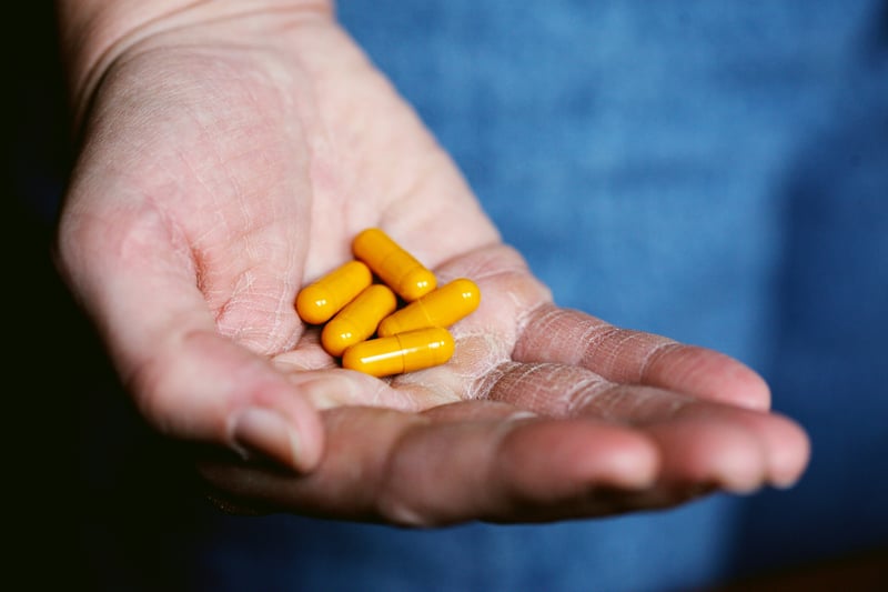 6 Supplements A Surgeon Warns Never To Take At The Same Time