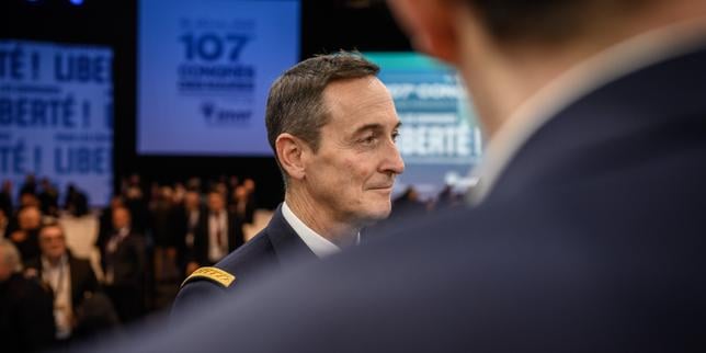 Après les propos du chef d’état-major des armées, la pédagogie sur l’effort de défense en terrain miné