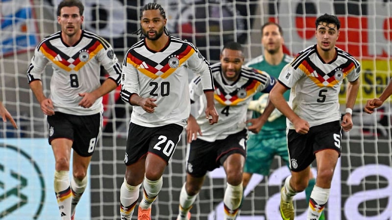 3-mal Note 5 - Warum sind die Super-Bayern beim DFB so schwach?