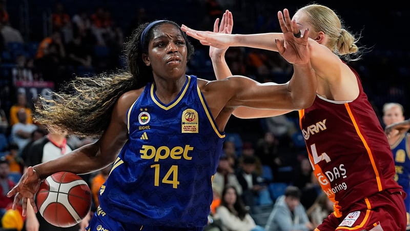 Potadaki derbide Fenerbahçe, Galatasaray'ı mağlup etti