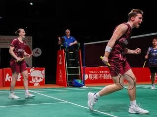 Badminton. Expéditifs en demi-finales, Thom Gicquel et Delphine Delrue joueront le titre au Japon