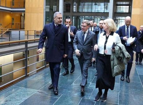Dışişleri Bakanı Hakan Fidan, Almanya Federal meclis binasını ziyaret etti