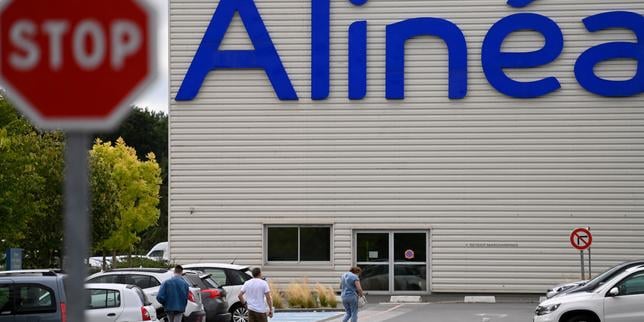 Alinéa, fragilisé par la crise de l’immobilier et l’essor du site chinois Temu, est placé en redressement judiciaire