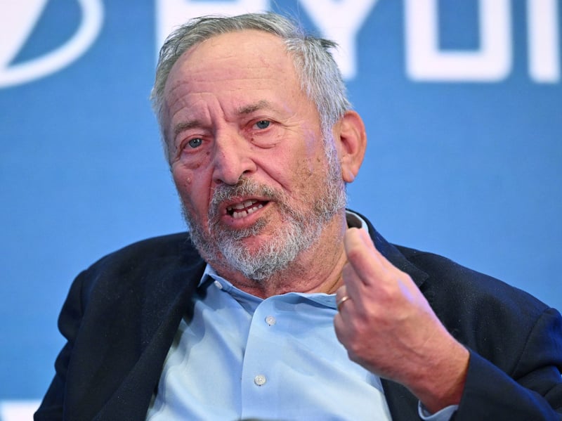 How Larry Summers' Harvard class reacted to his co-instructor saying his 'insights and wisdom' will be missed