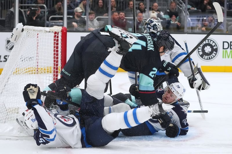 ANALYSIS: Winnipeg Jets can learn from losses