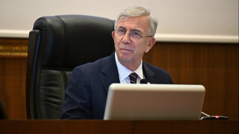 Yavaş: Halka otobüs ve suyu bedava yapacağım