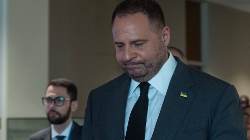 Korruptionsvorwürfe: Selenskyj-Vertrauter Jermak tritt zurück